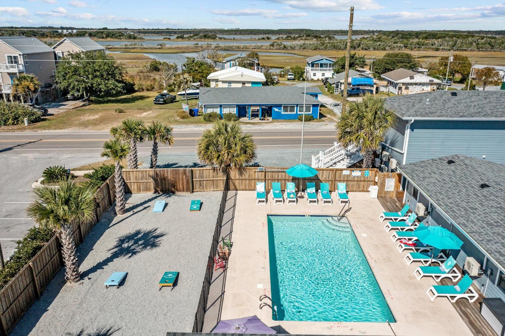 Loggerhead Inn And Suites Сърф Сити Екстериор снимка