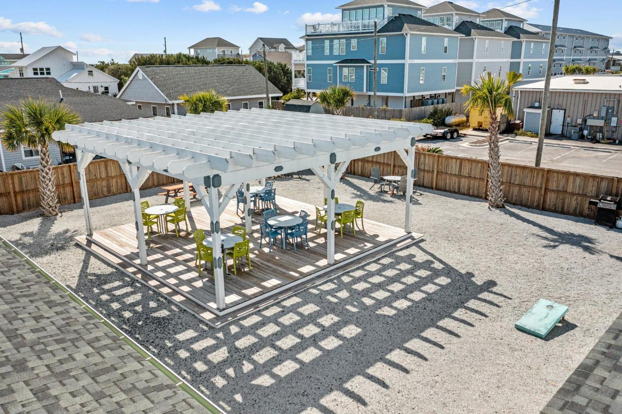 Loggerhead Inn And Suites Сърф Сити Екстериор снимка