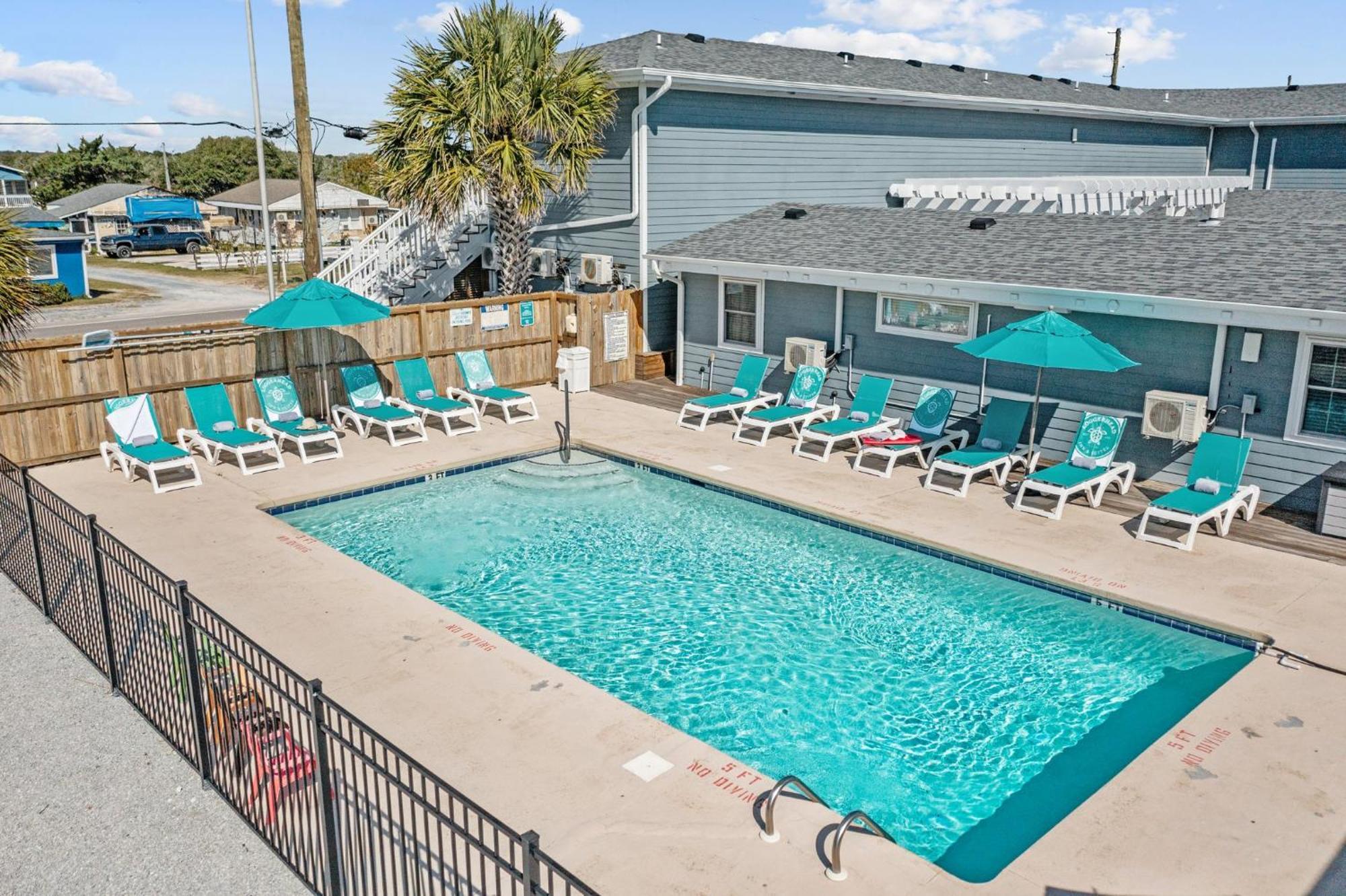Loggerhead Inn And Suites Сърф Сити Екстериор снимка