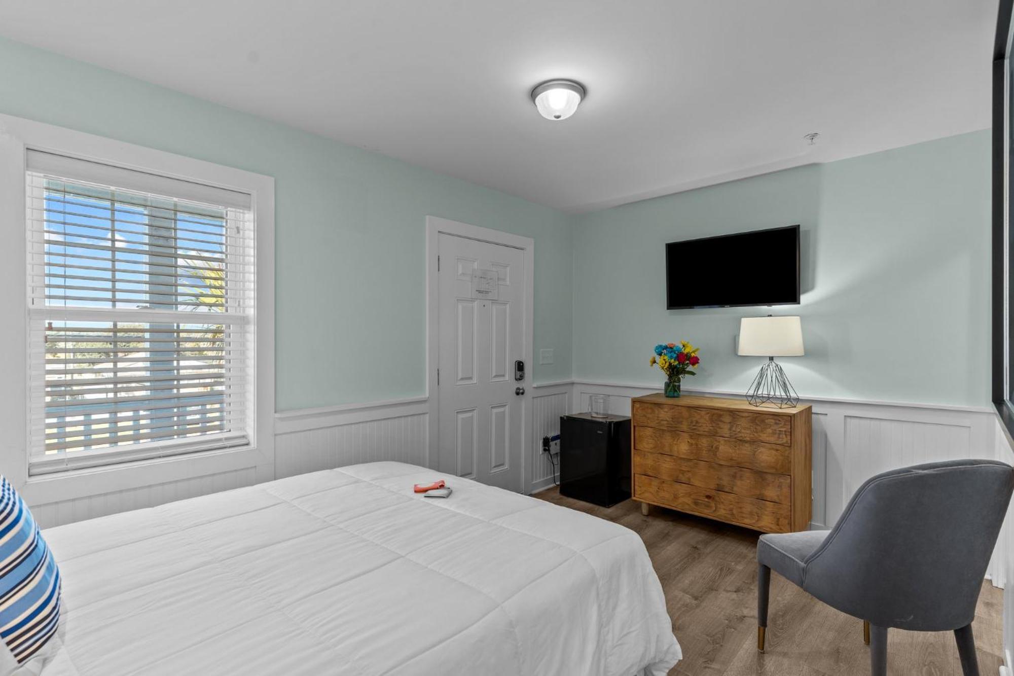 Loggerhead Inn And Suites Сърф Сити Екстериор снимка